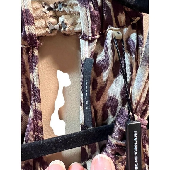 Elie Tahari Women's Cheetah Print Halter Neck Sleeveless Blouse Size M New W Tag - Picture 7 of 7